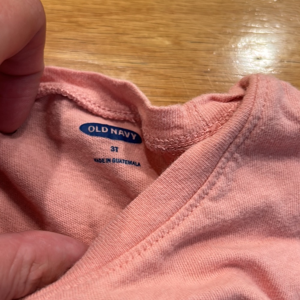 Old navy 3 t long sleeve top good condition - Picture 3 of 3